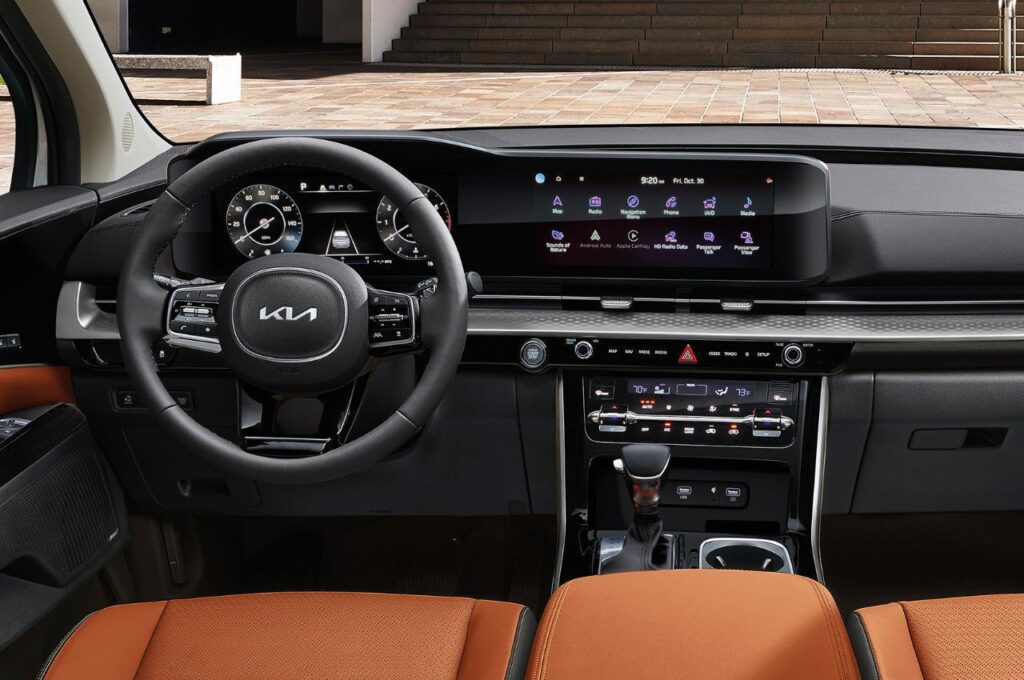 Thuê Ô Tô Tự Lái Đà Nẵng Với Kia Carnival 2023 Chỉ Từ 1.800.000đ/Ngày noi that xe kia carnival 2023